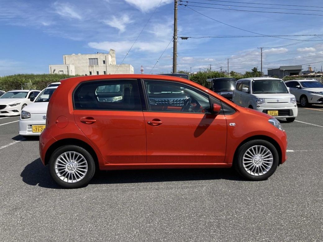 2016 Volkswagen up!