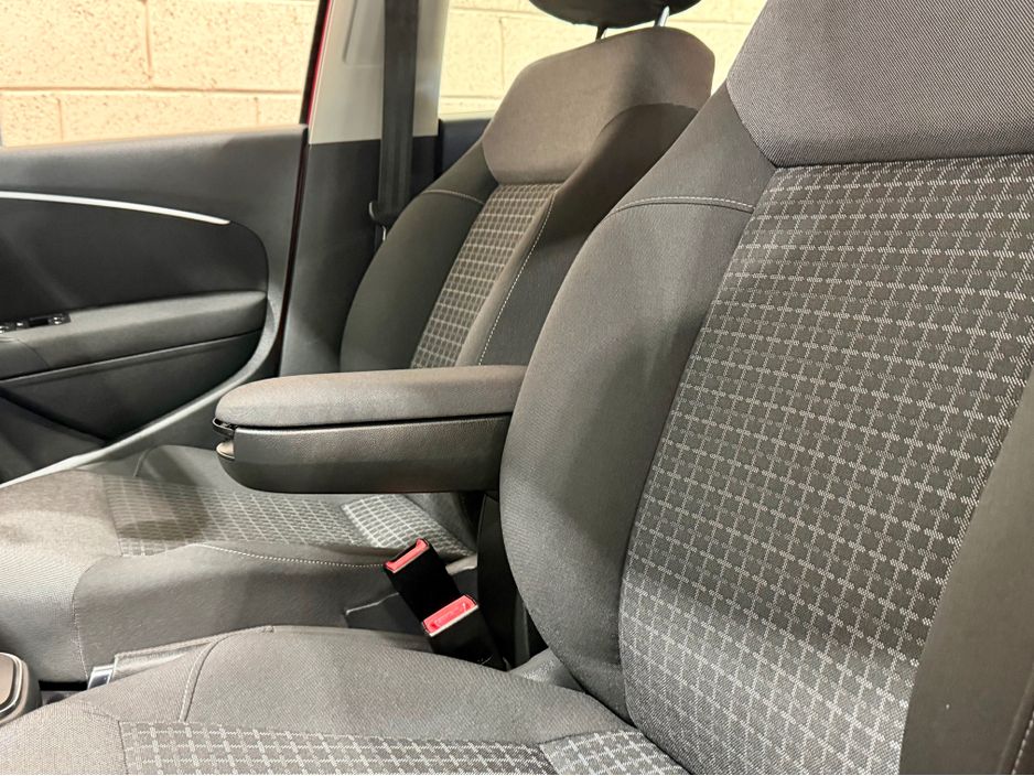2017 Volkswagen Polo