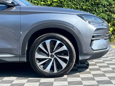 2025 BYD Seal U