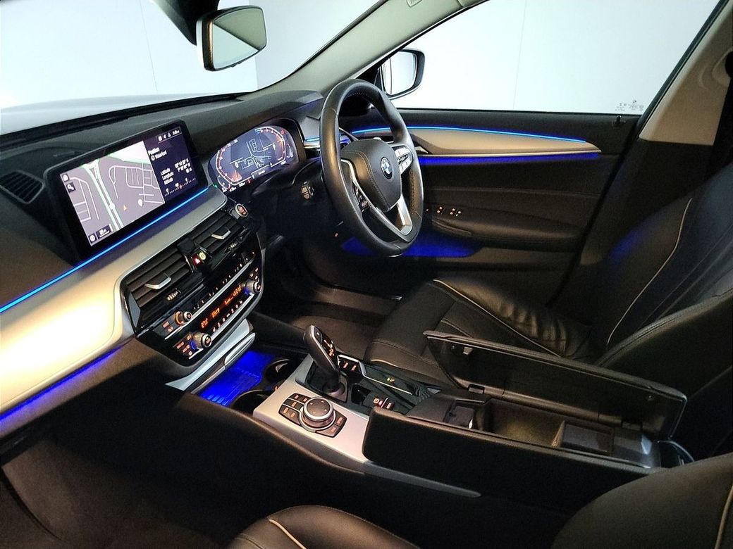 2022 BMW 5 Series