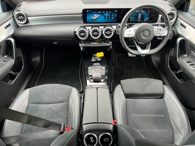 2022 Mercedes-Benz A 250