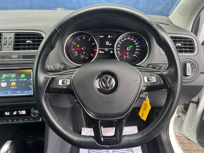 2017 Volkswagen Polo