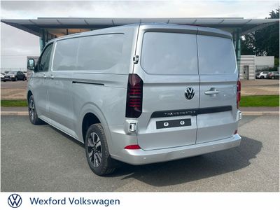 2025 Volkswagen Transporter