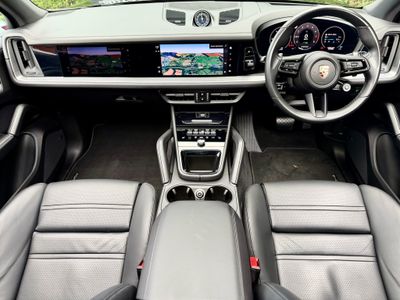 2024 Porsche Cayenne