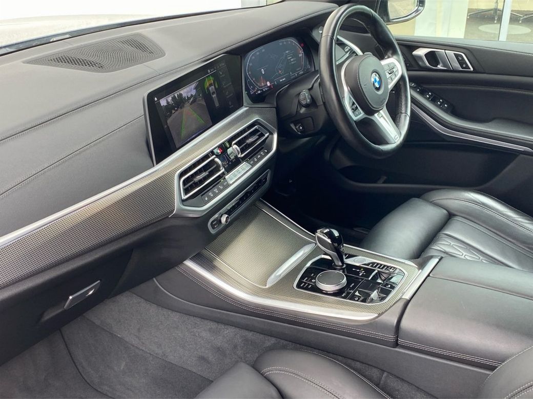 2022 BMW X5