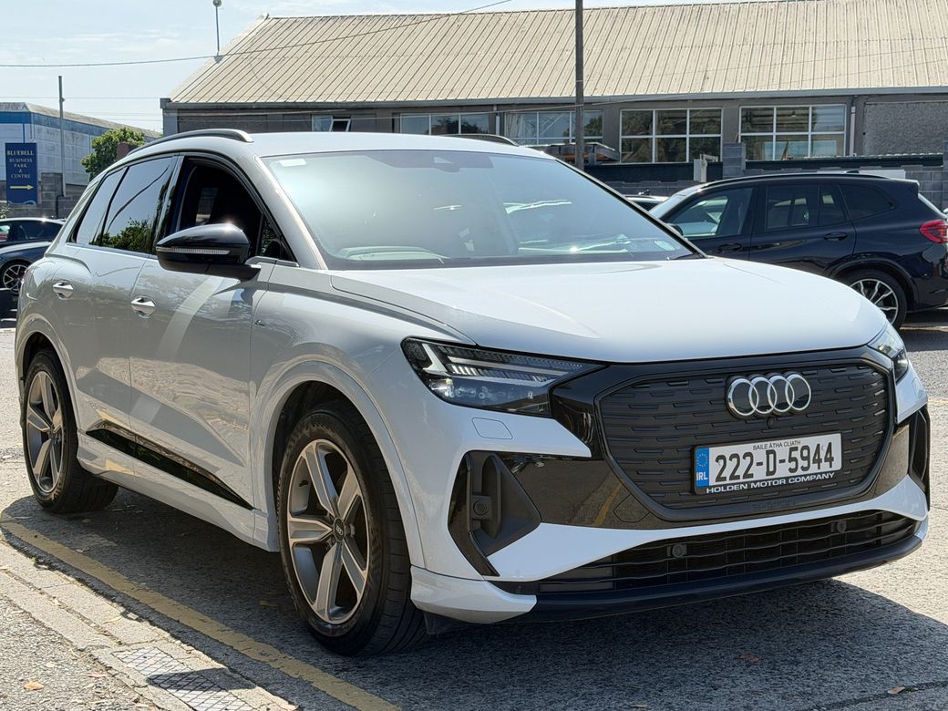 2022 Audi Q4