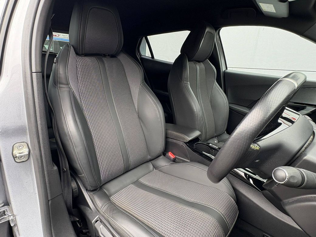2023 Peugeot 2008
