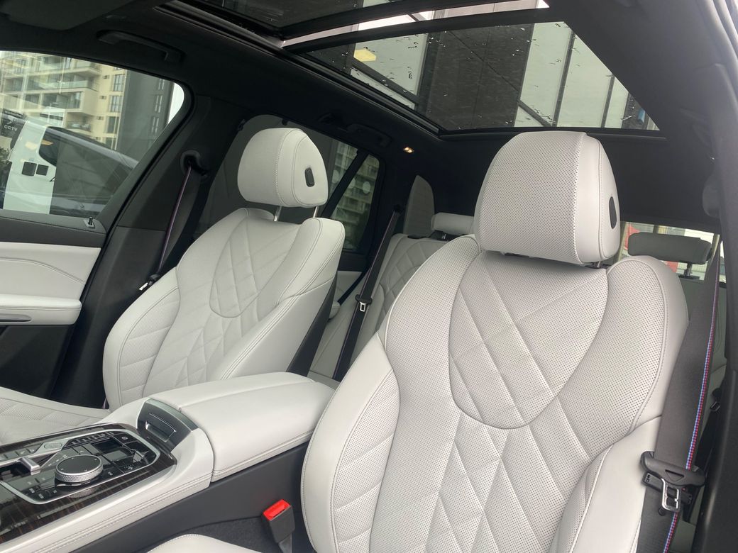 2025 BMW X5