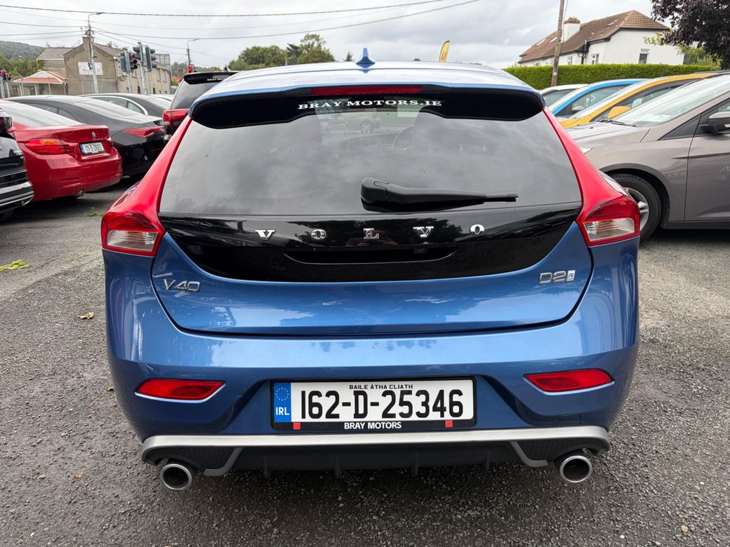 2016 Volvo V40