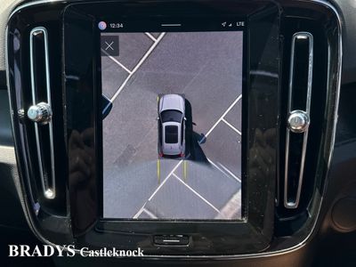2023 Volvo XC40