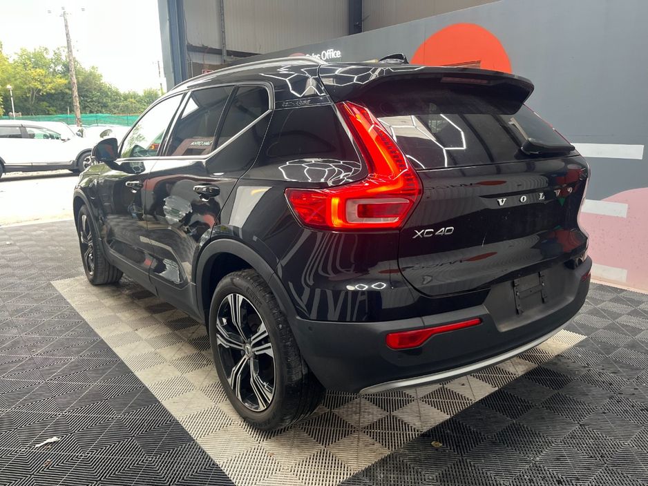 2021 Volvo XC40