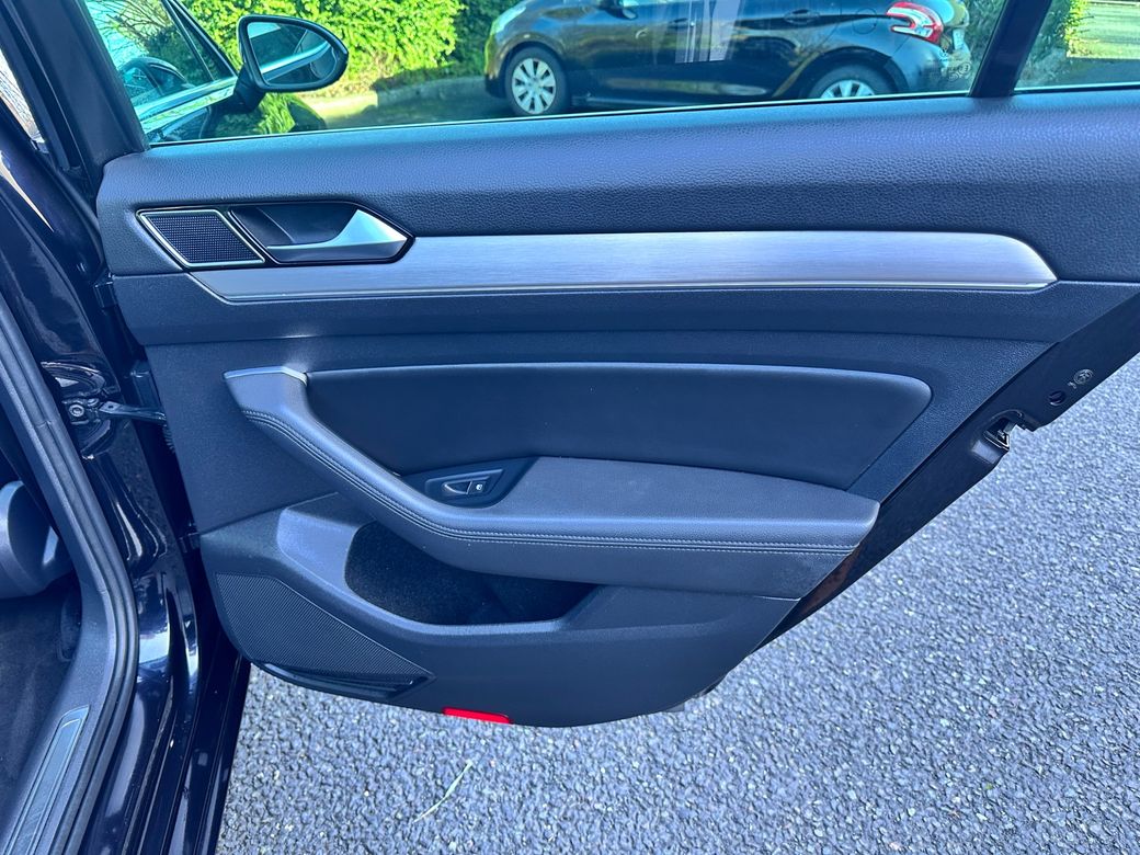 2016 Volkswagen Passat