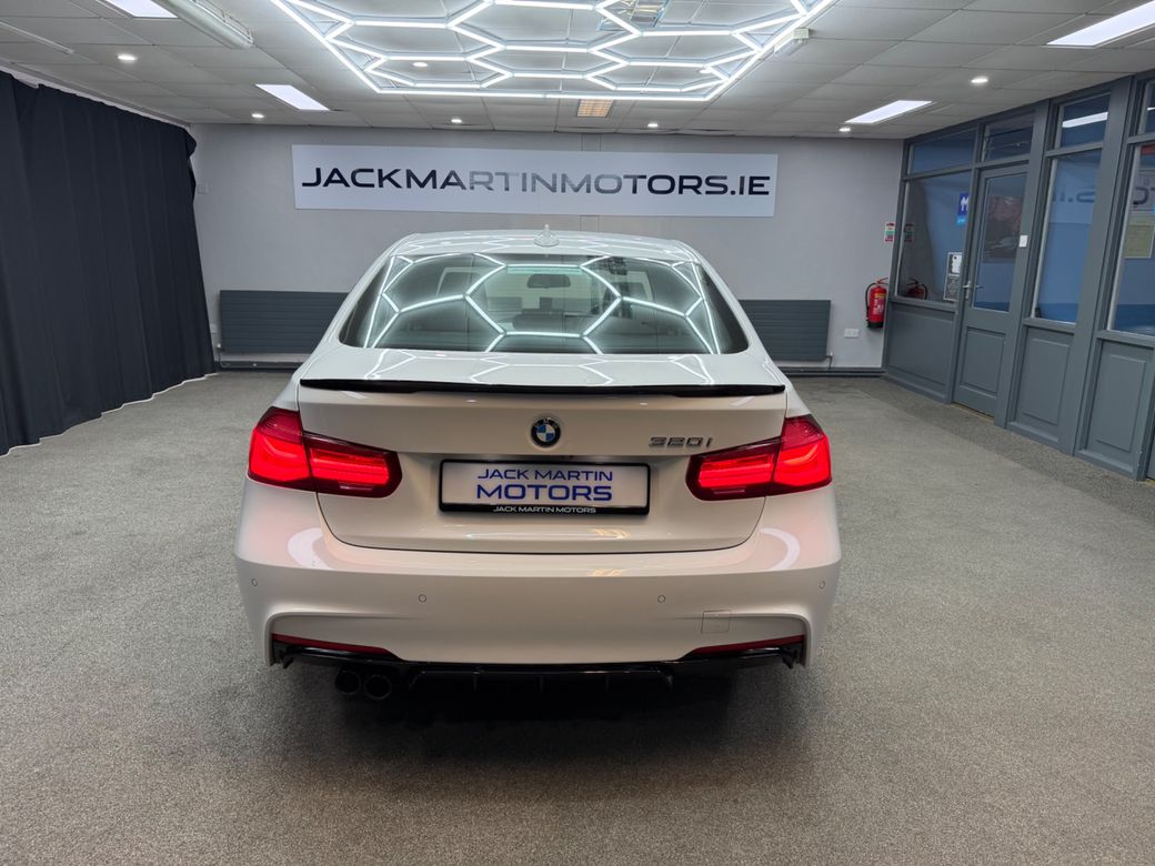 2018 BMW 3 Series