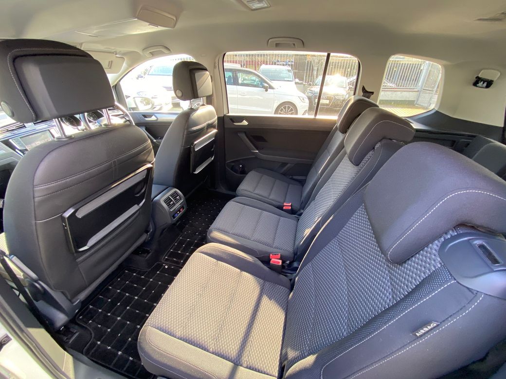 2016 Volkswagen Touran