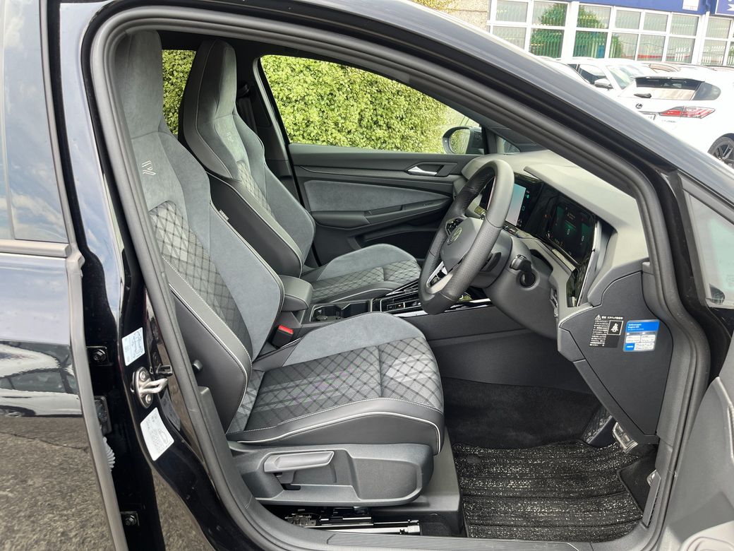 2024 Volkswagen Golf