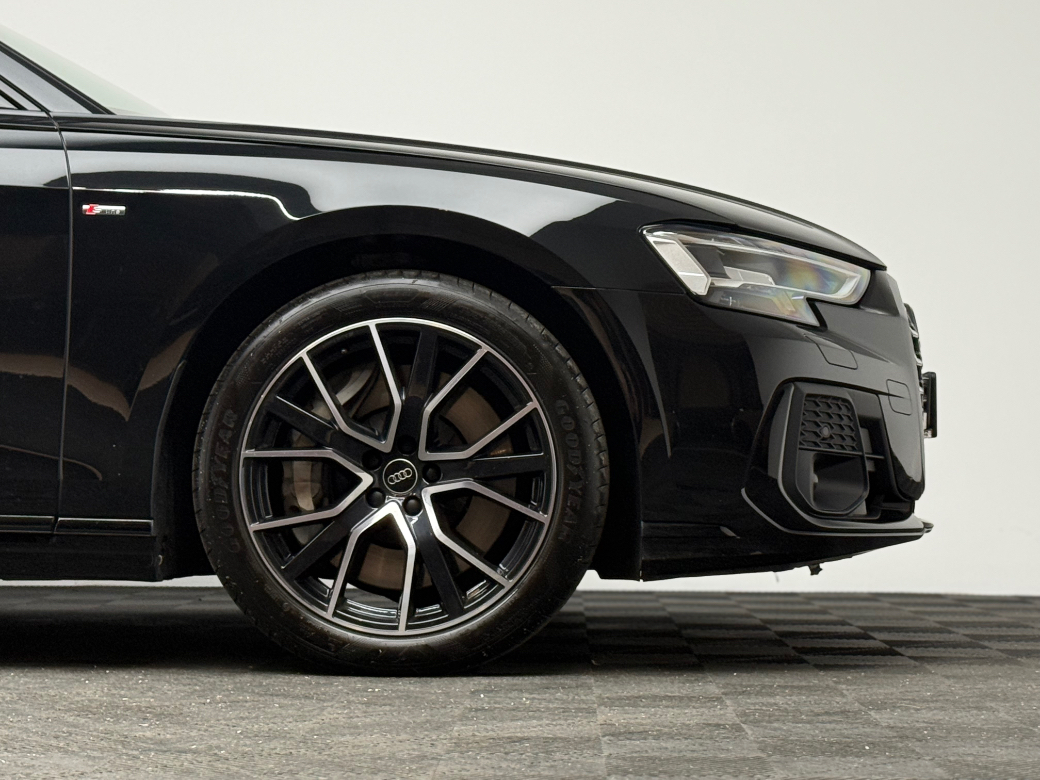 2025 Audi A8