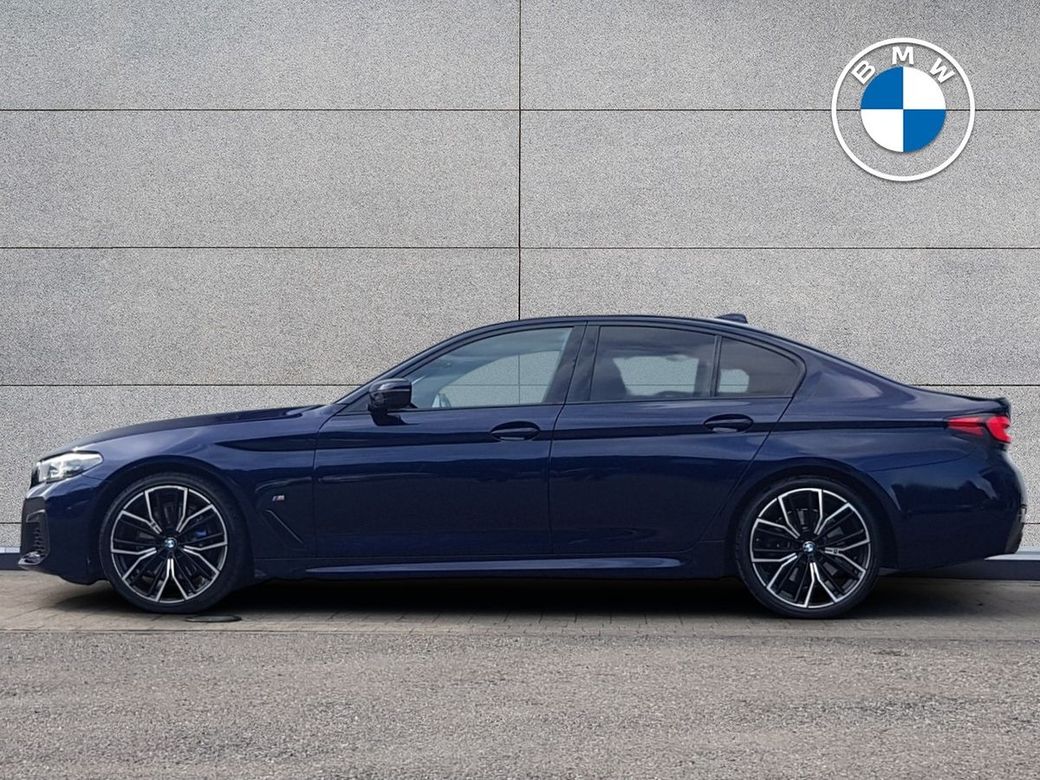 2022 BMW 5 Series