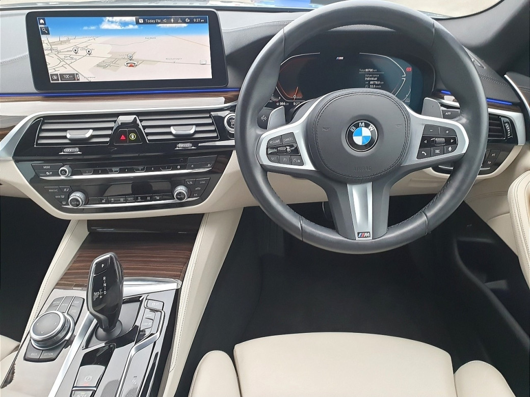 2022 BMW 5 Series