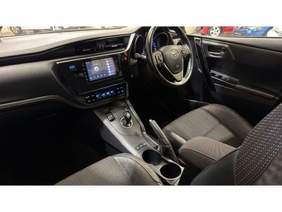 2017 Toyota Auris
