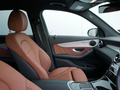 2023 Mercedes-Benz GLC Class