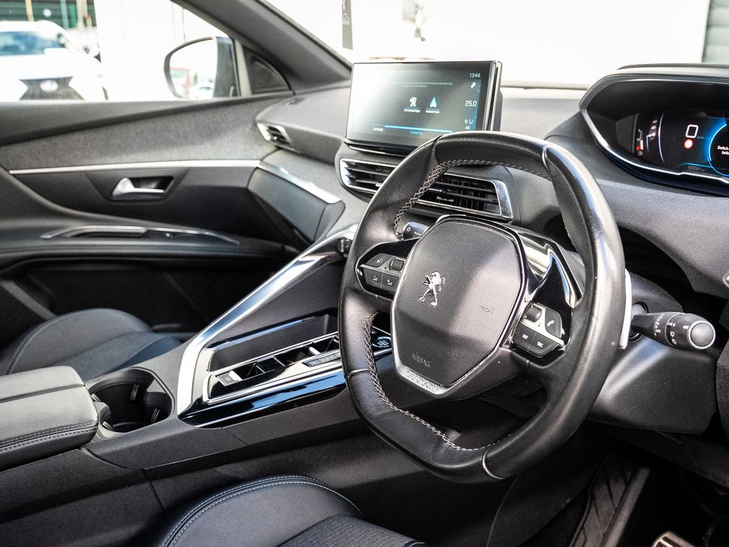 2024 Peugeot 3008