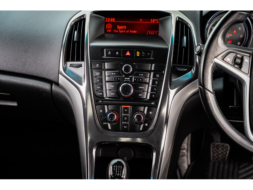 2011 Opel Astra