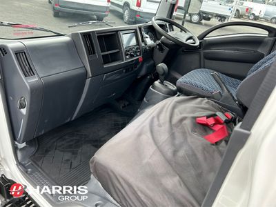 2023 Isuzu NPR