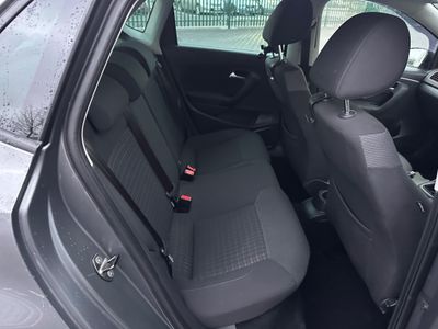 2017 Volkswagen Polo