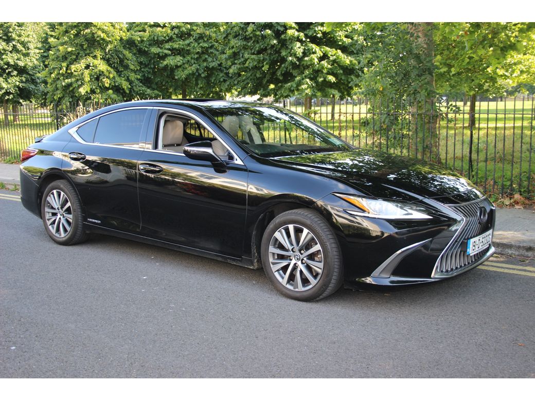 2019 Lexus ES 300h