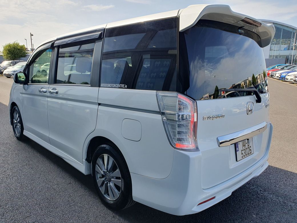 2014 Honda Stepwagon