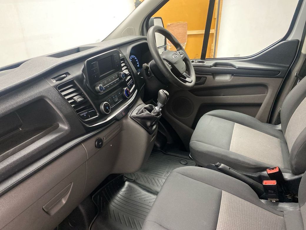 2023 Ford Transit Custom