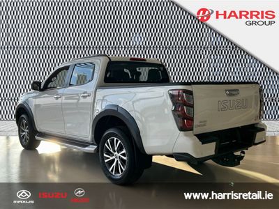 2026 White Isuzu D-MAX