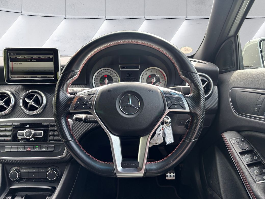 2015 Mercedes-Benz A 180