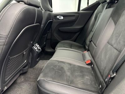 2023 Volvo XC40