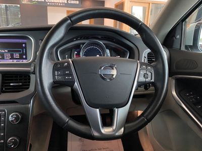 2013 Volvo V40