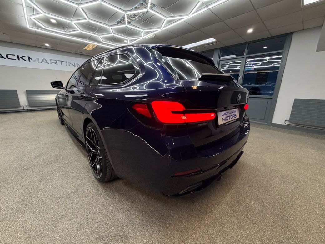 2022 BMW 5 Series