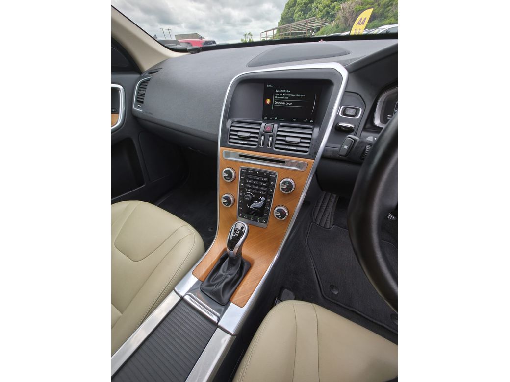 2016 Volvo XC60