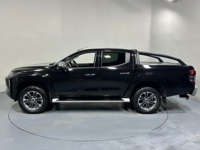2020 Mitsubishi L200