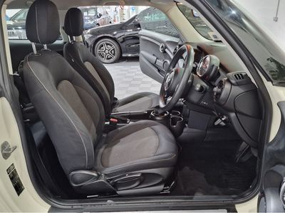2014 Mini Hatch