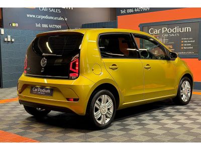 2017 Volkswagen up!