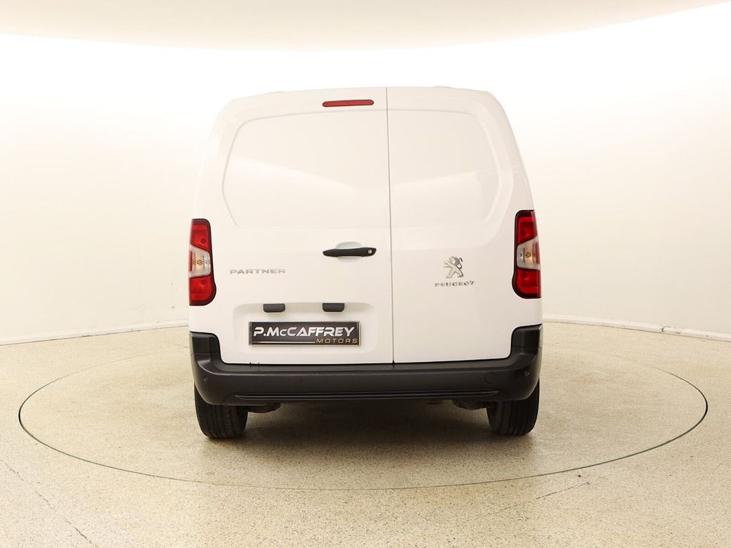 2021 Peugeot Partner