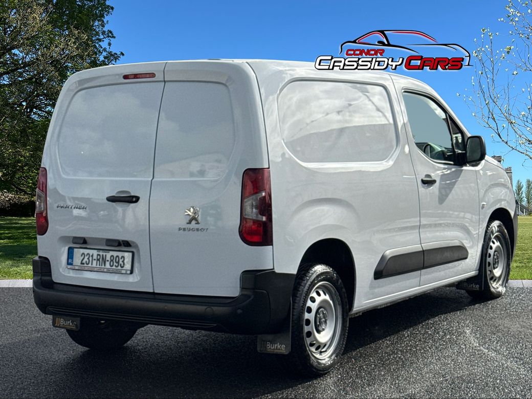 2023 Peugeot Partner