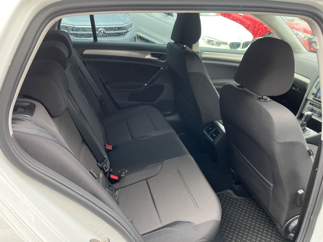 2016 Volkswagen Golf