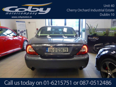 2006 Jaguar XJR