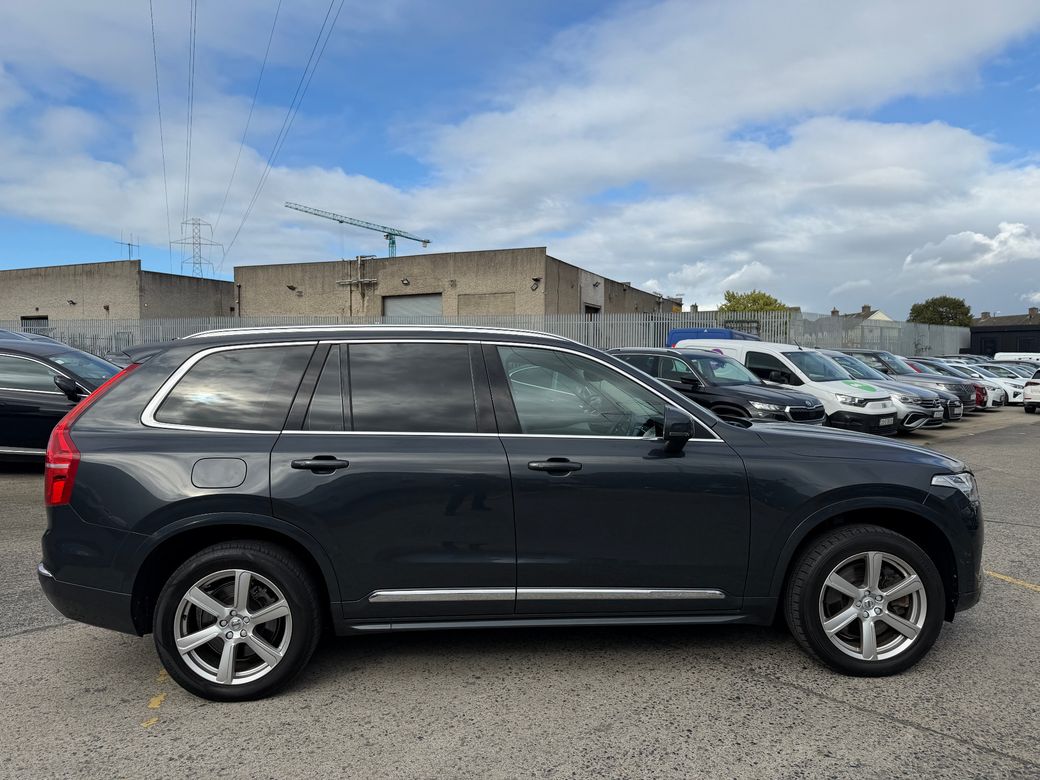 2022 Volvo XC90