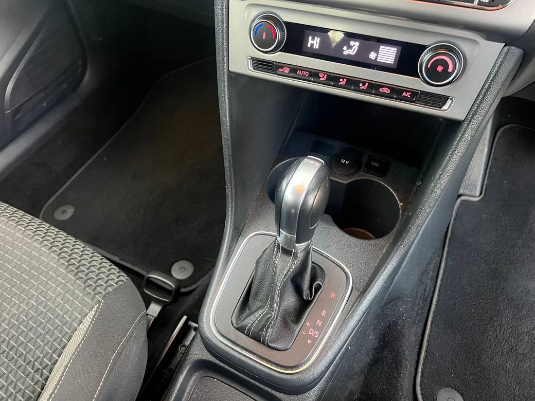 2015 Volkswagen Polo