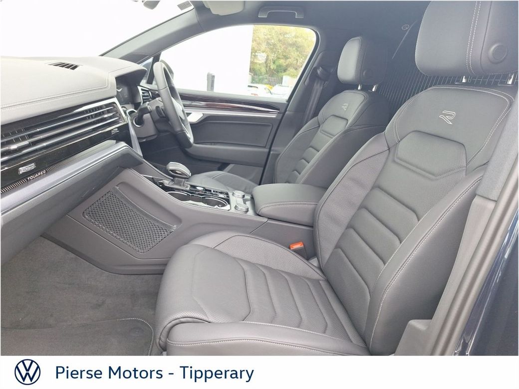 2025 Volkswagen Touareg