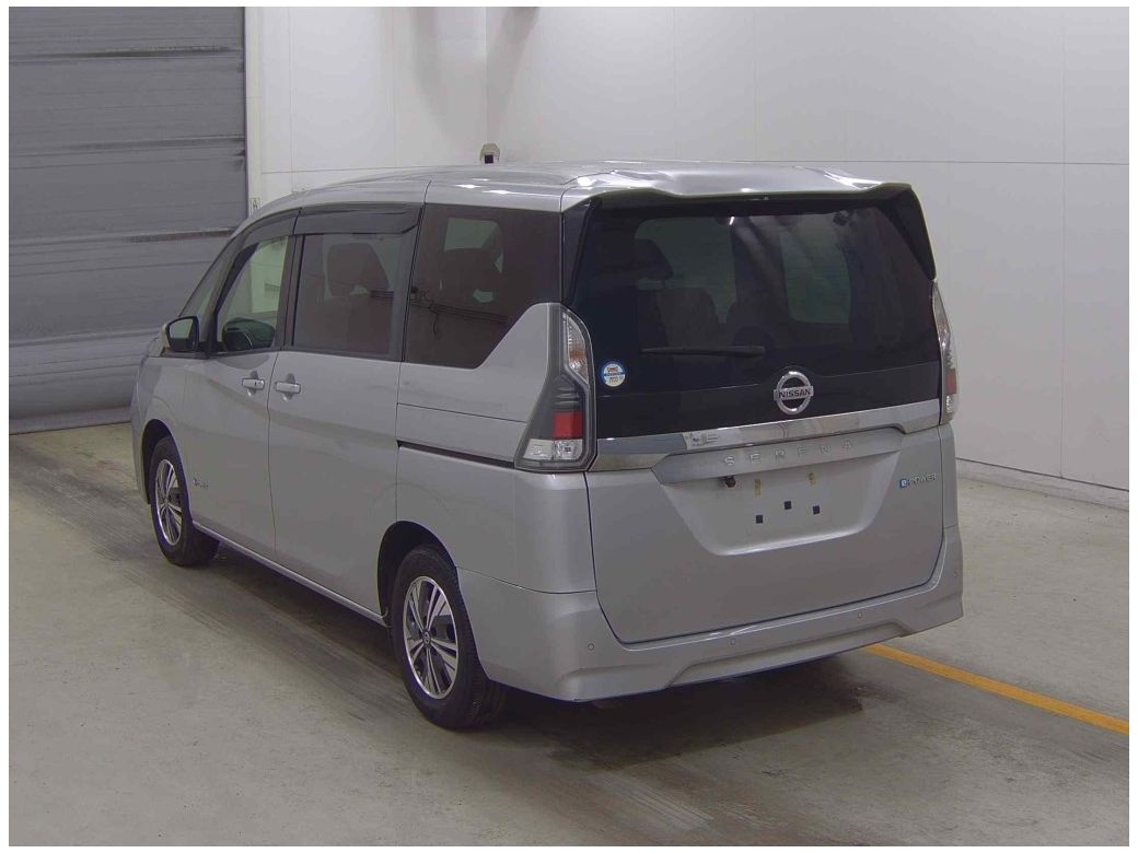 2022 Nissan Serena