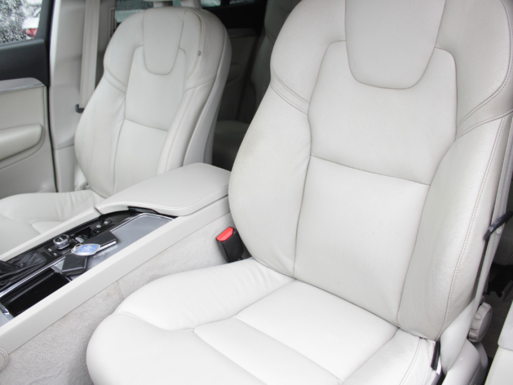 2015 Volvo XC90