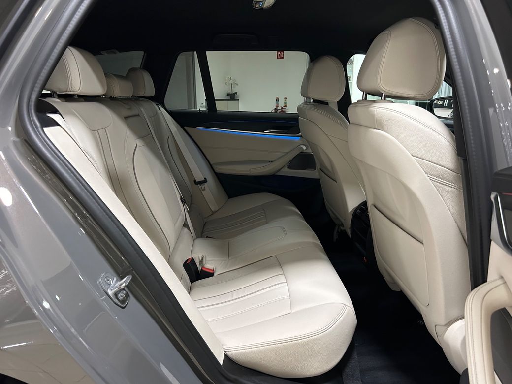 2021 BMW 5 Series